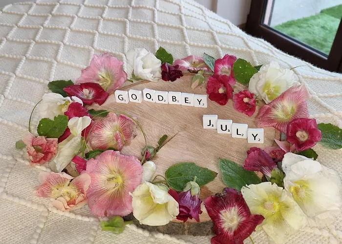 Pod Lasem * Bobolice (Myszkow)